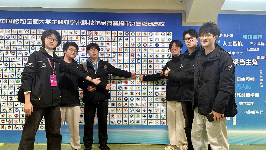 1762420340.png 1762420340.png